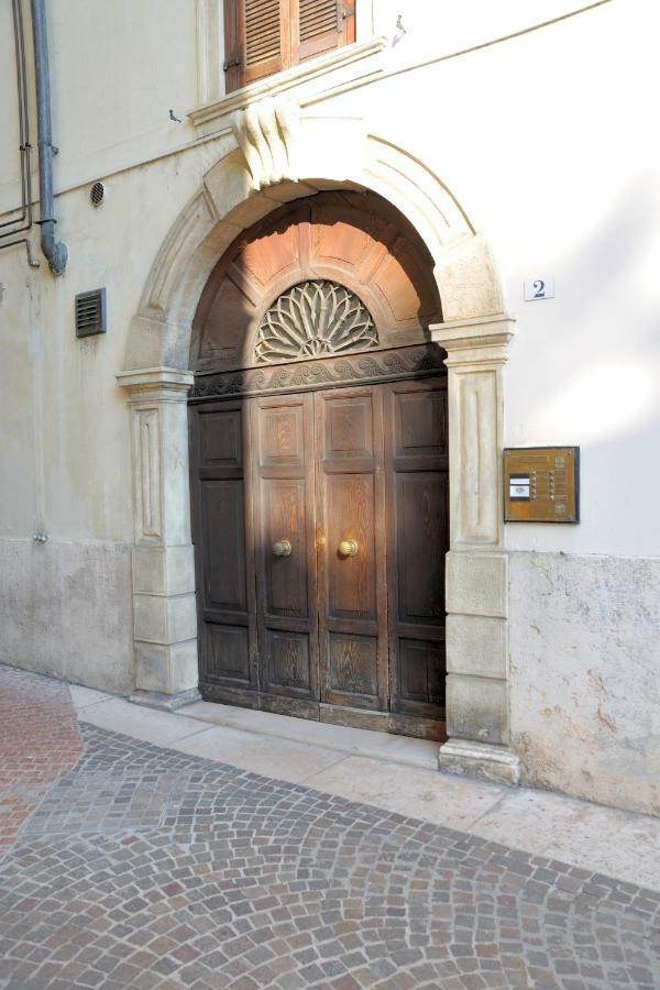 Amanti Due Apartments Verona Buitenkant foto
